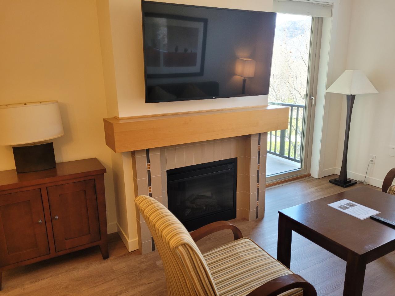 #244 4200 LAKESHORE Drive - 7