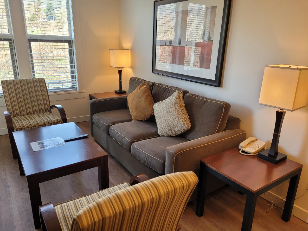 #244 4200 LAKESHORE Drive - 6