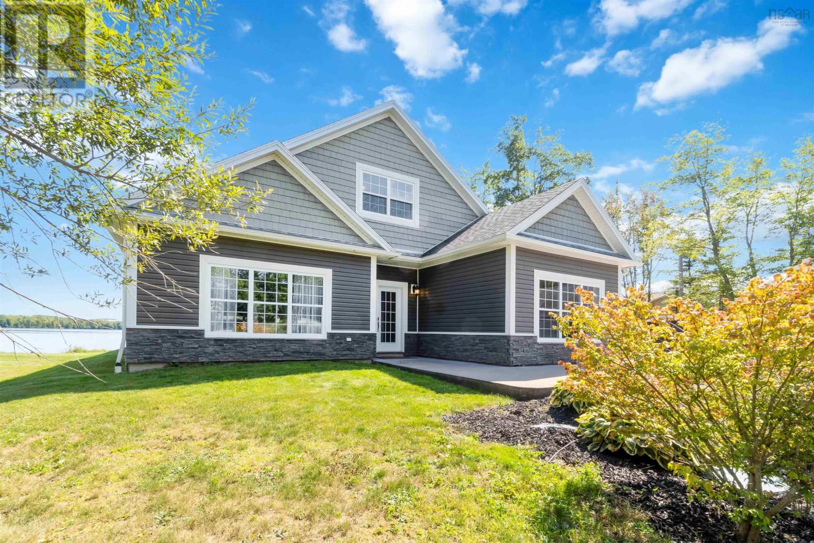 3 Pentz Lake Drive, Mount Uniacke House For Sale MLS 202307803 Ovlix