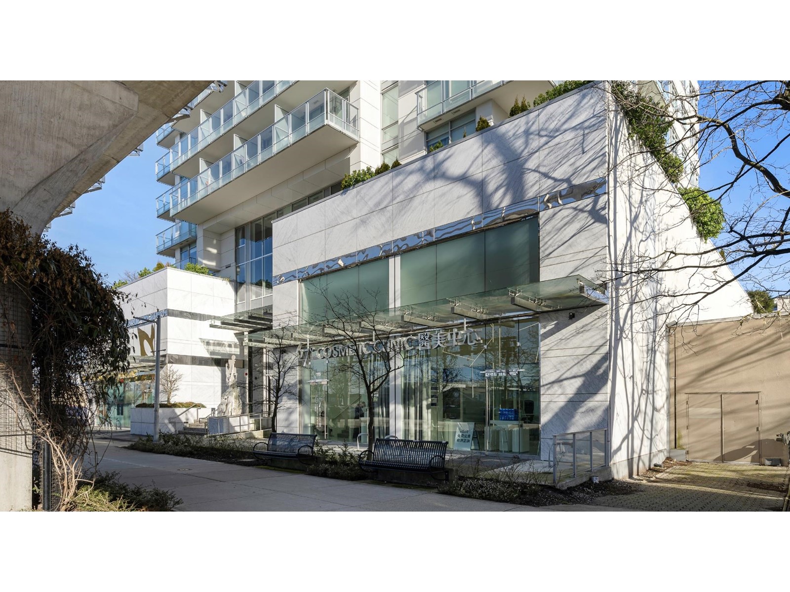 Photo 1 of 115 5580 No 3 Road, Richmond BC