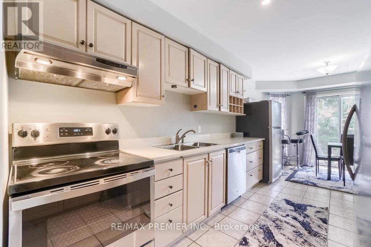193 ROXBURY STREET - 13