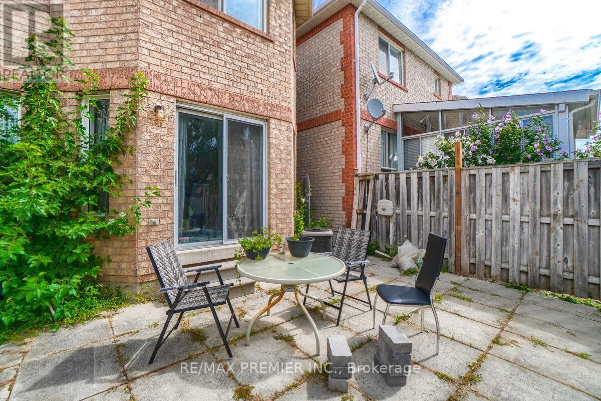 193 ROXBURY STREET - 36