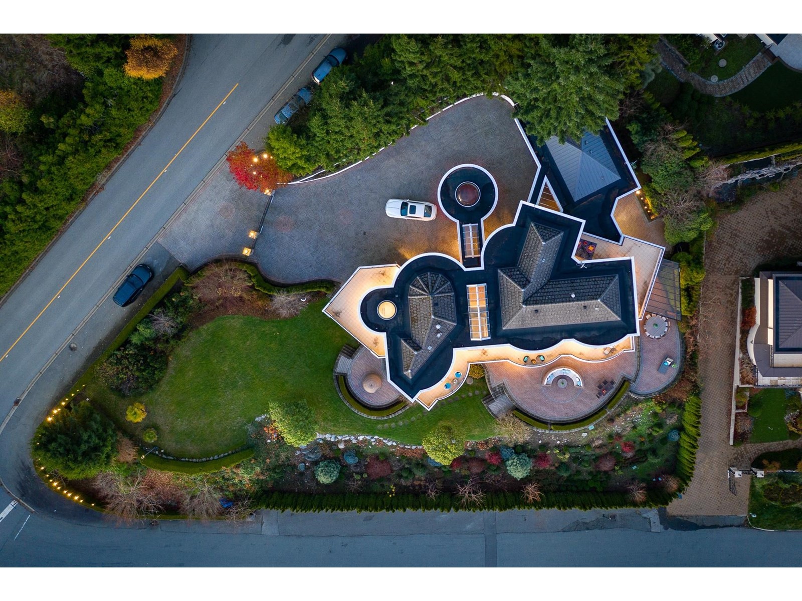 1409 CHARTWELL DRIVE, West Vancouver
