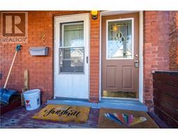 12 Senator Avenue, Hamilton, ON L8L1Z4 Photo 3
