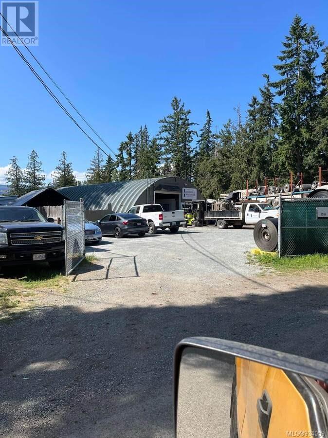 1586 McKibbon Rd N - 30