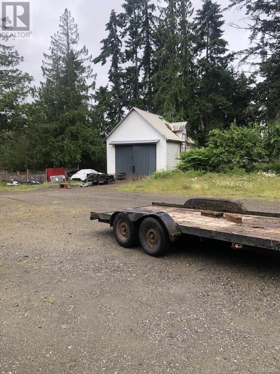 1586 McKibbon Rd N - 29
