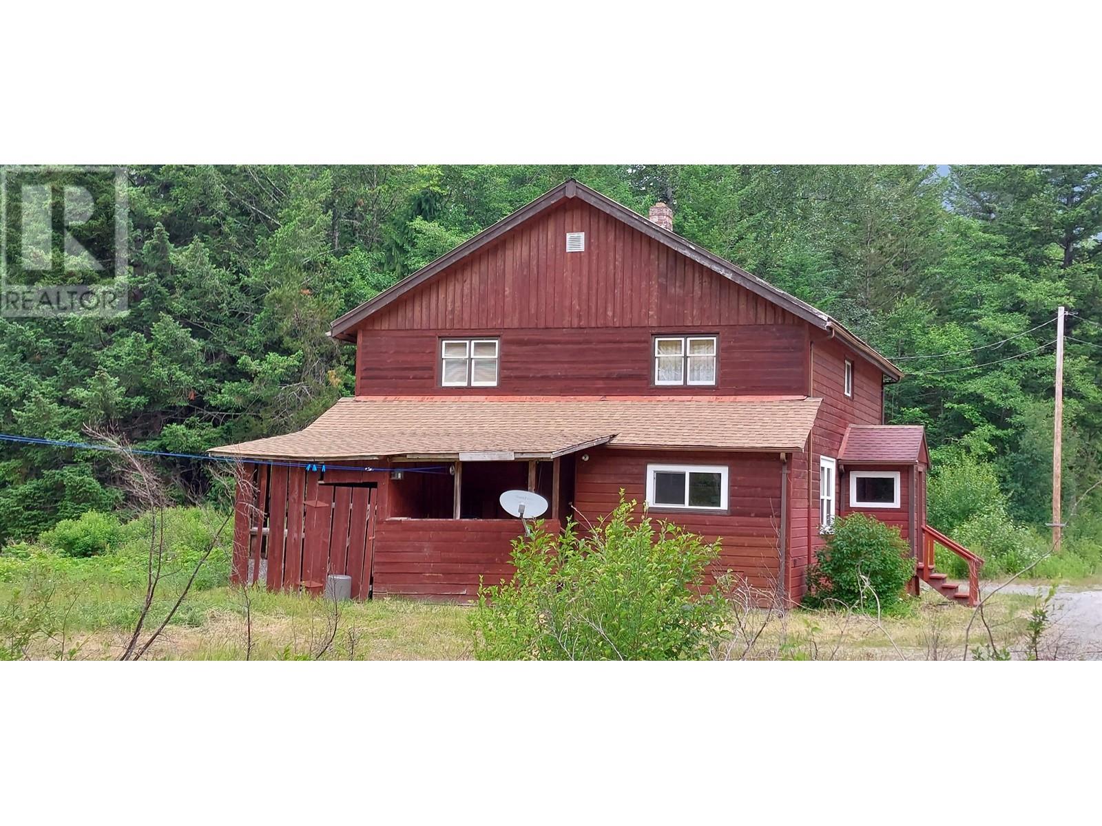 2335 MACKENZIE 20 HIGHWAY - 5