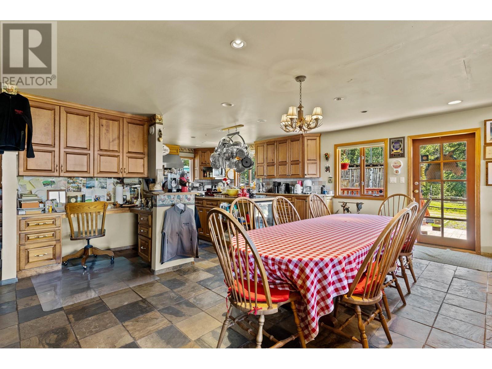 7915 MACHETE LAKE ROAD - 9