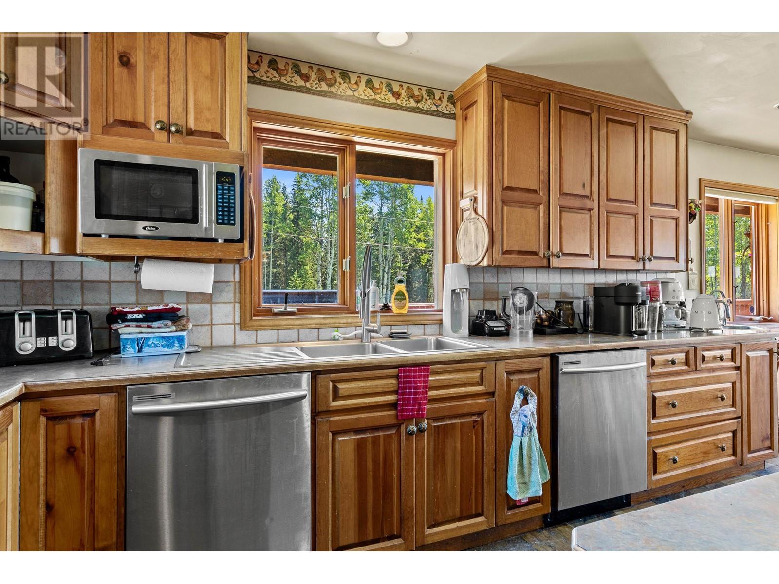 7915 MACHETE LAKE ROAD - 12