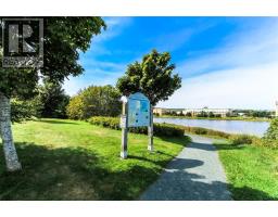 41 Tiffany Lane thumbnail 9