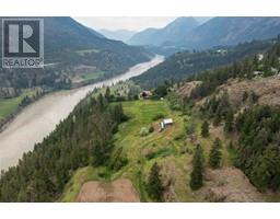 9100 TEXAS CREEK RD, Lillooet