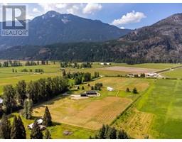 3085 LOIS ROAD, Pemberton