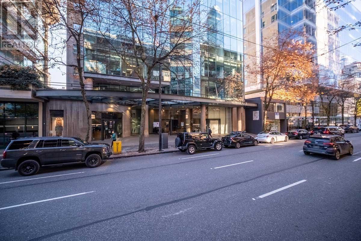 719 938 HOWE STREET, Vancouver