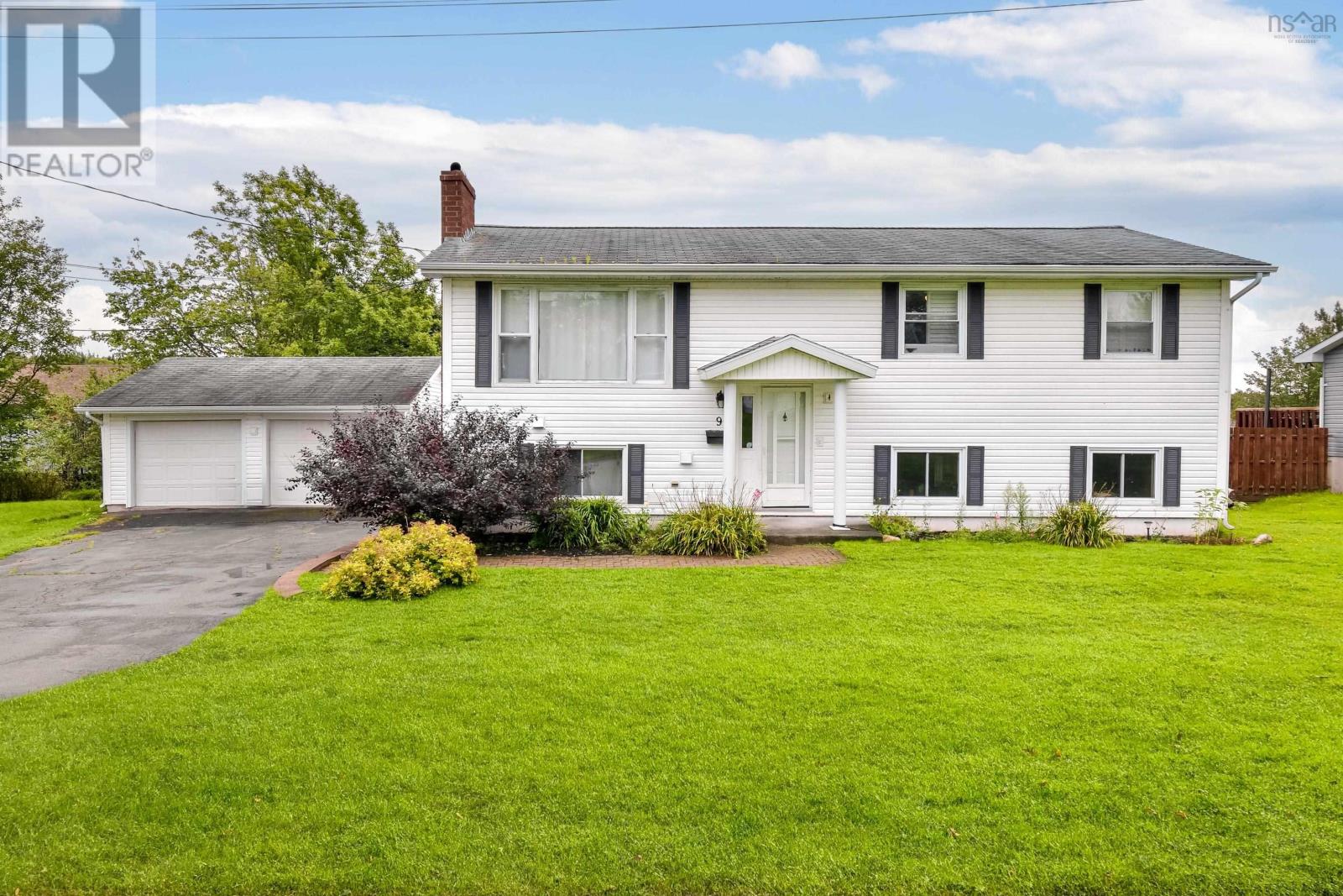 5 Birchdale Dr, Sydney, NS B1S 1L4