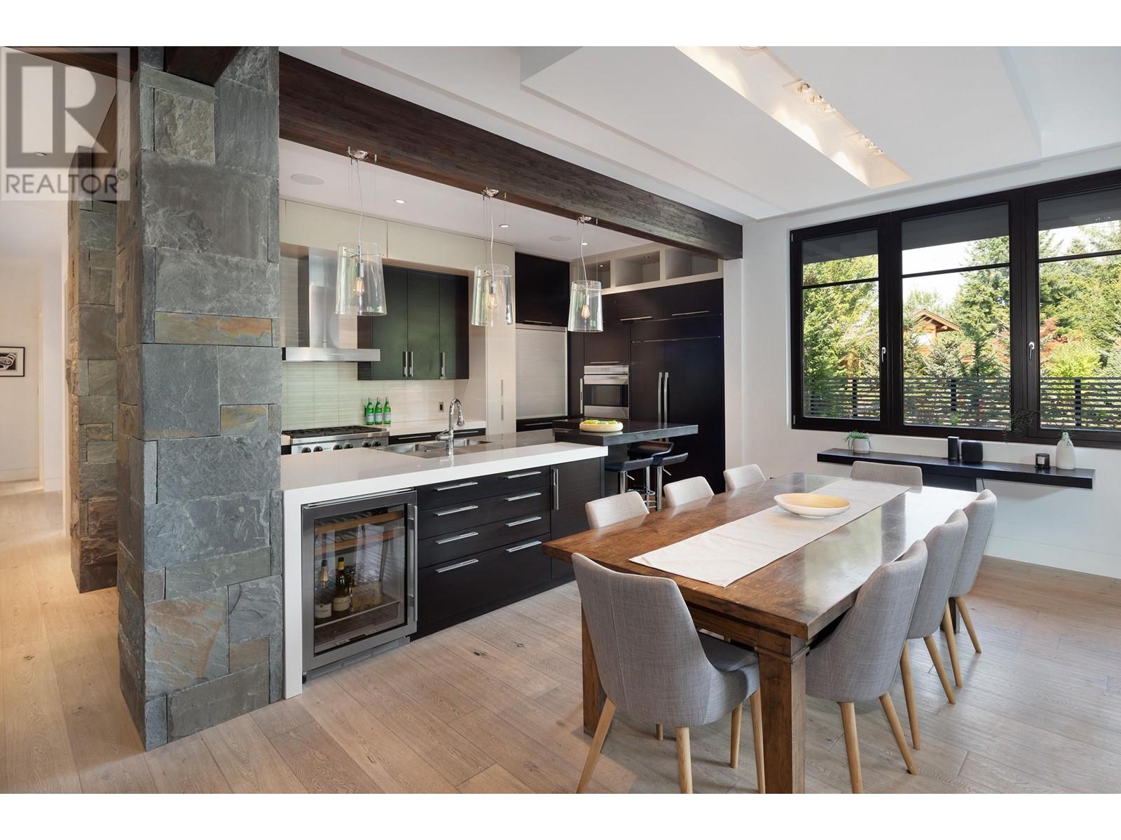 6483 BALSAM WAY, Whistler real estate listing R2814491