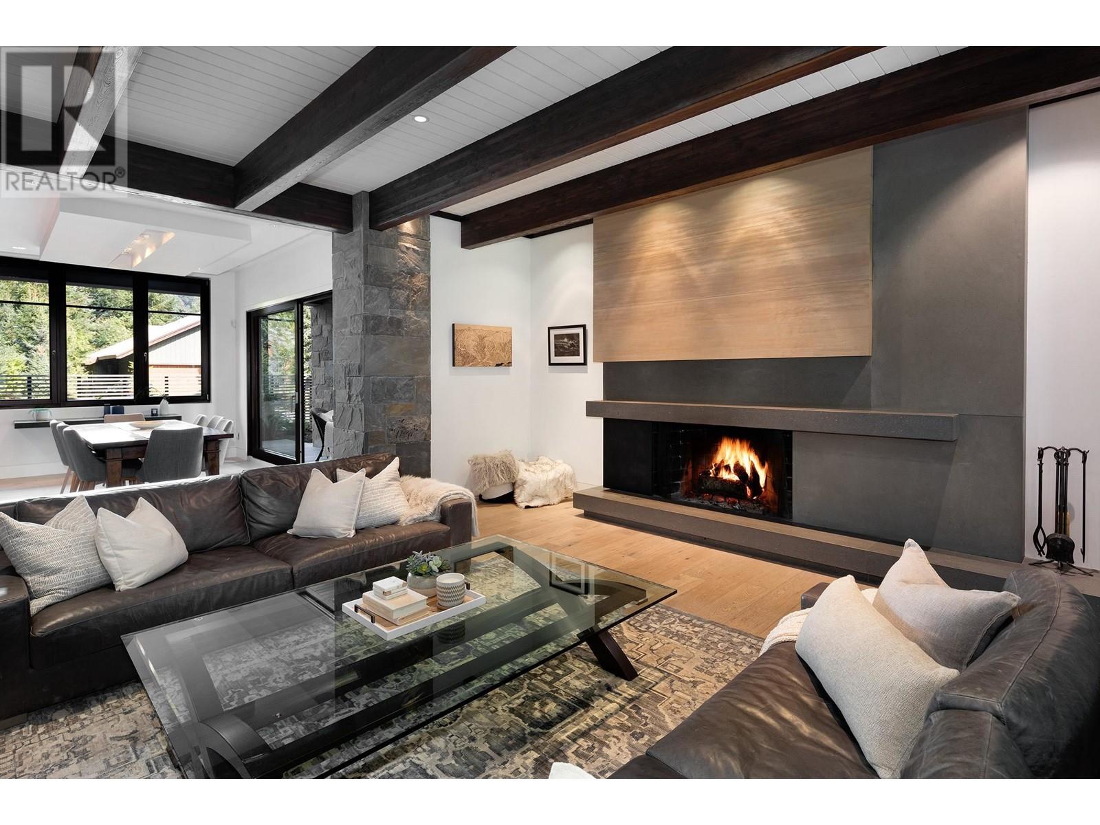 6483 BALSAM WAY, Whistler real estate listing R2814491