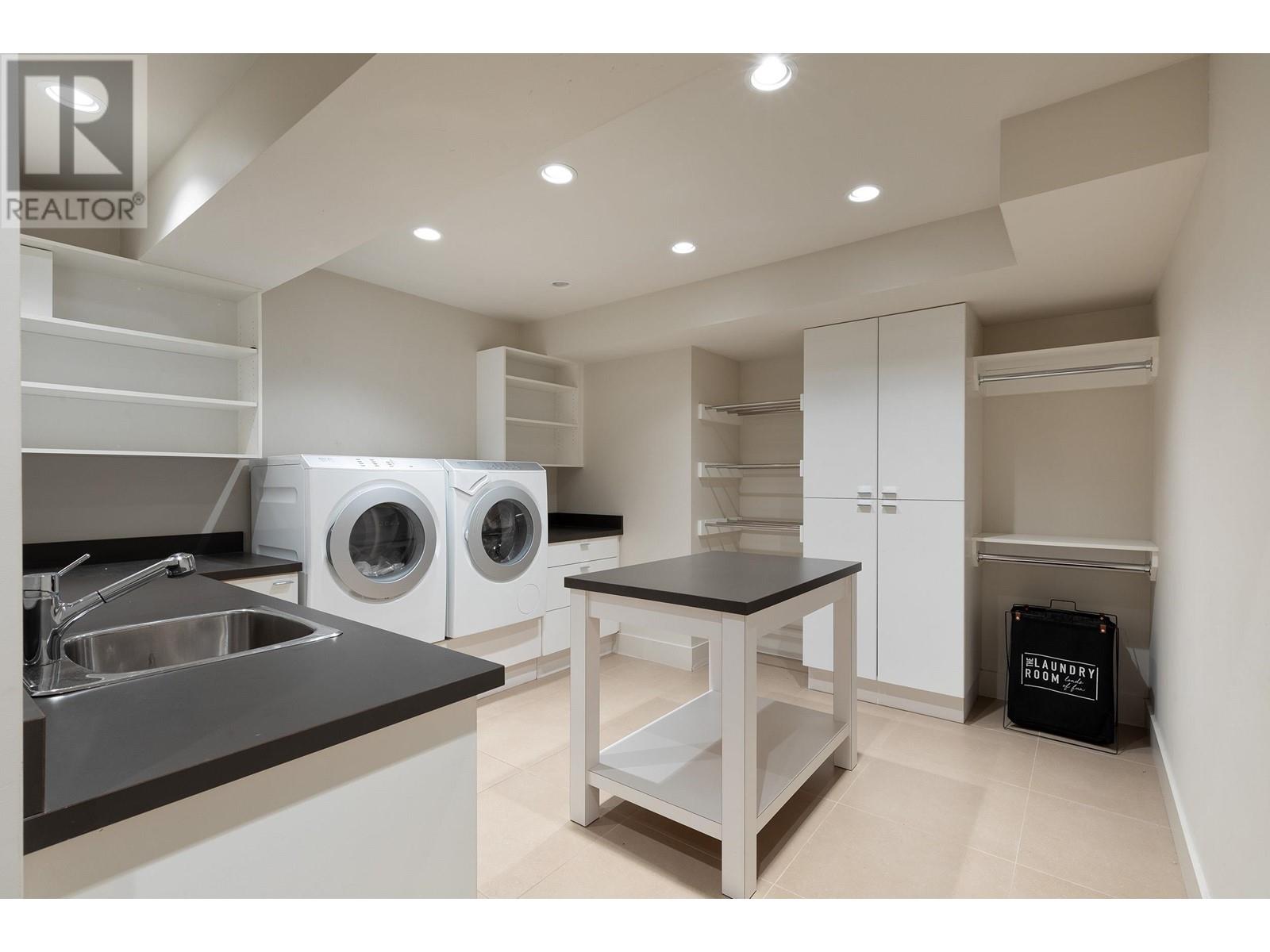 6483 BALSAM WAY, Whistler real estate listing R2814491