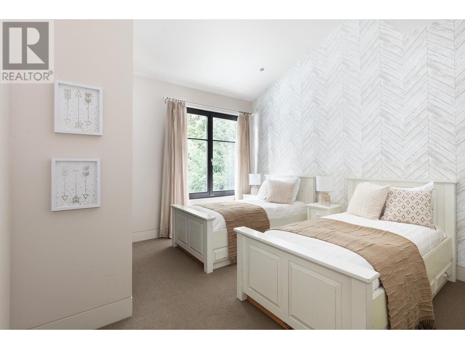 6483 BALSAM WAY, Whistler real estate listing R2814491