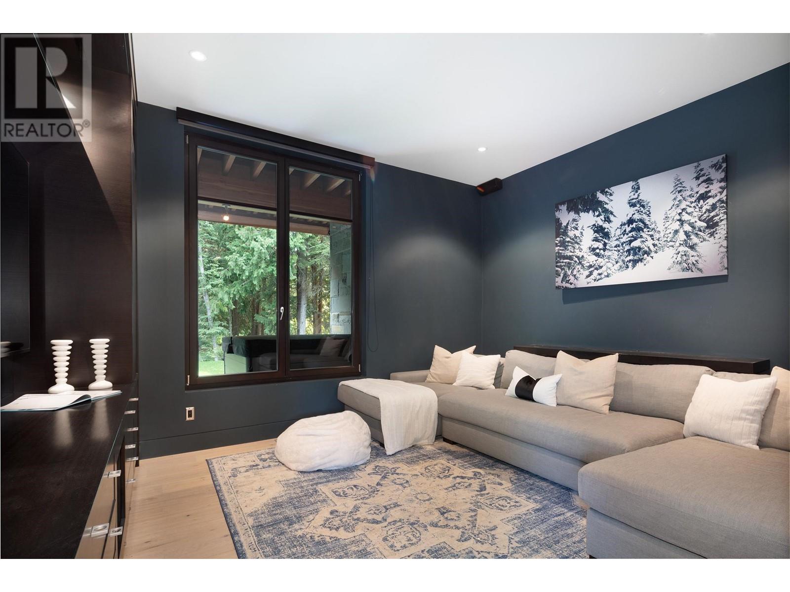 6483 BALSAM WAY, Whistler real estate listing R2814491