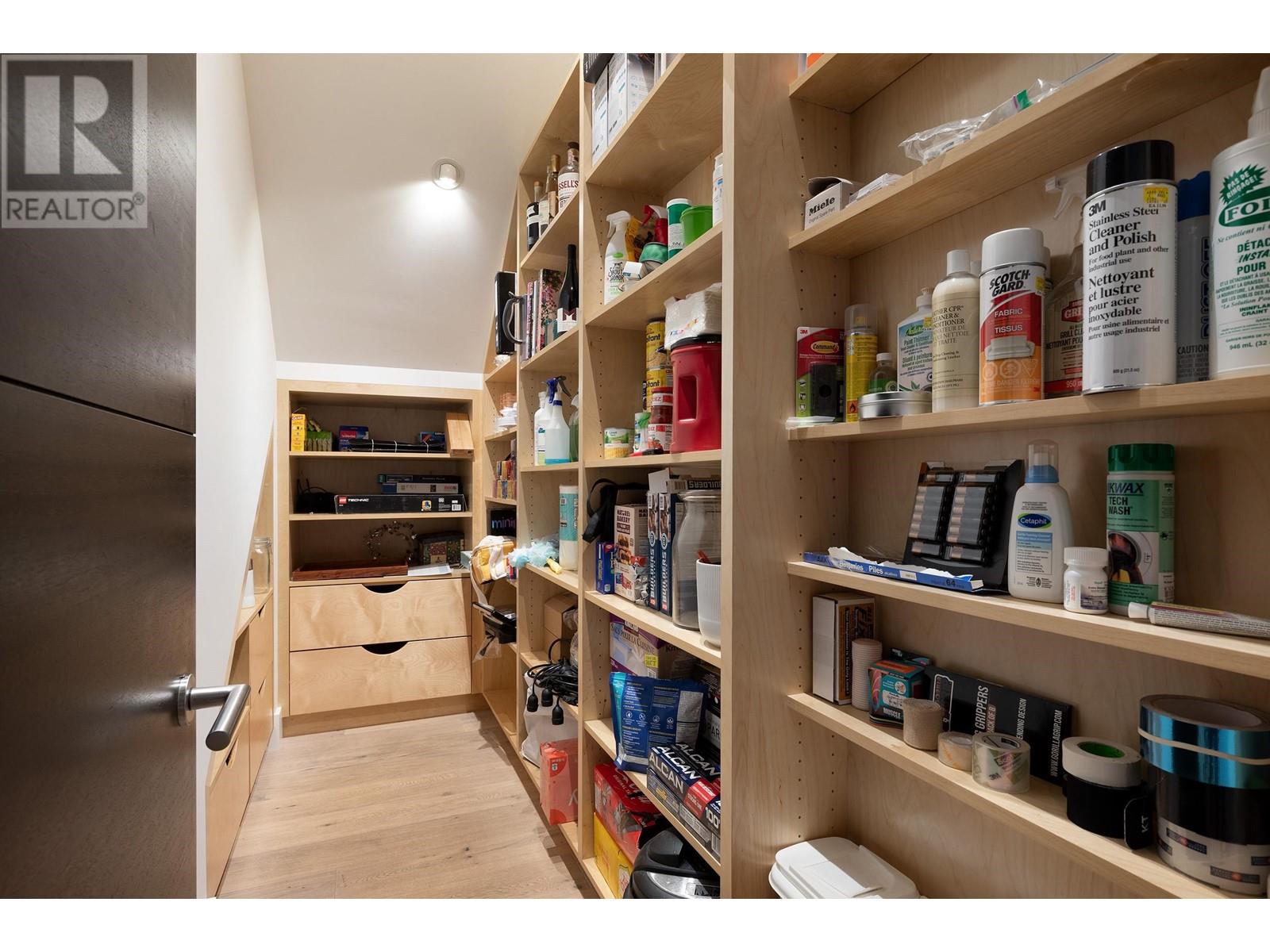 6483 BALSAM WAY, Whistler real estate listing R2814491