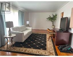 Bedroom - 943 Upper Gage Avenue, Hamilton, ON L8V4L1 Photo 6