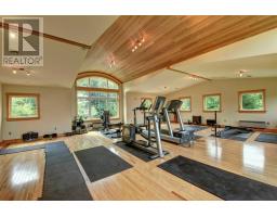 2247 Boom Siding Road thumbnail 11