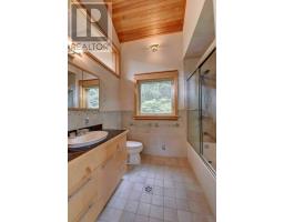 2247 Boom Siding Road thumbnail 7