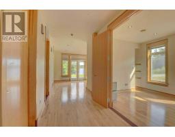 2247 Boom Siding Road thumbnail 8
