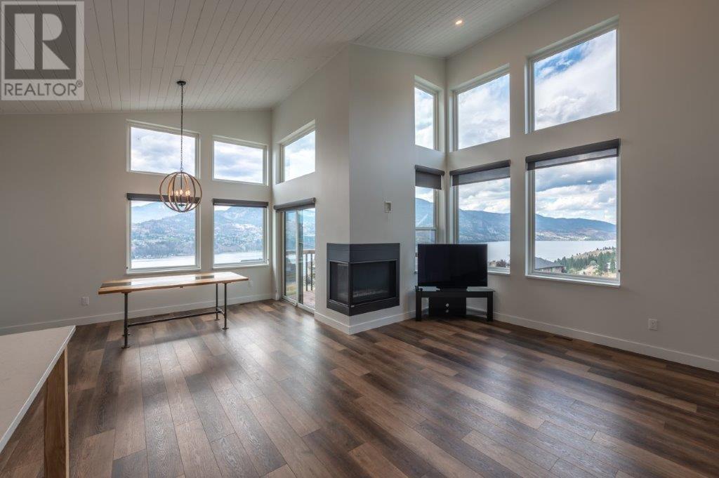 12 125 CABERNET Drive, Okanagan Falls