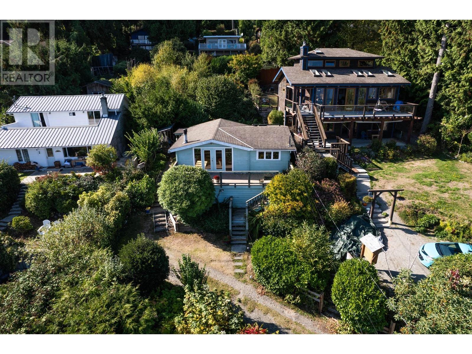 1119 POINT ROAD, Gibsons