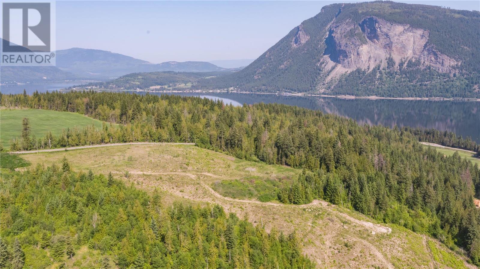 PL7 6810 Park Hill Road Road Northeast, Salmon Arm