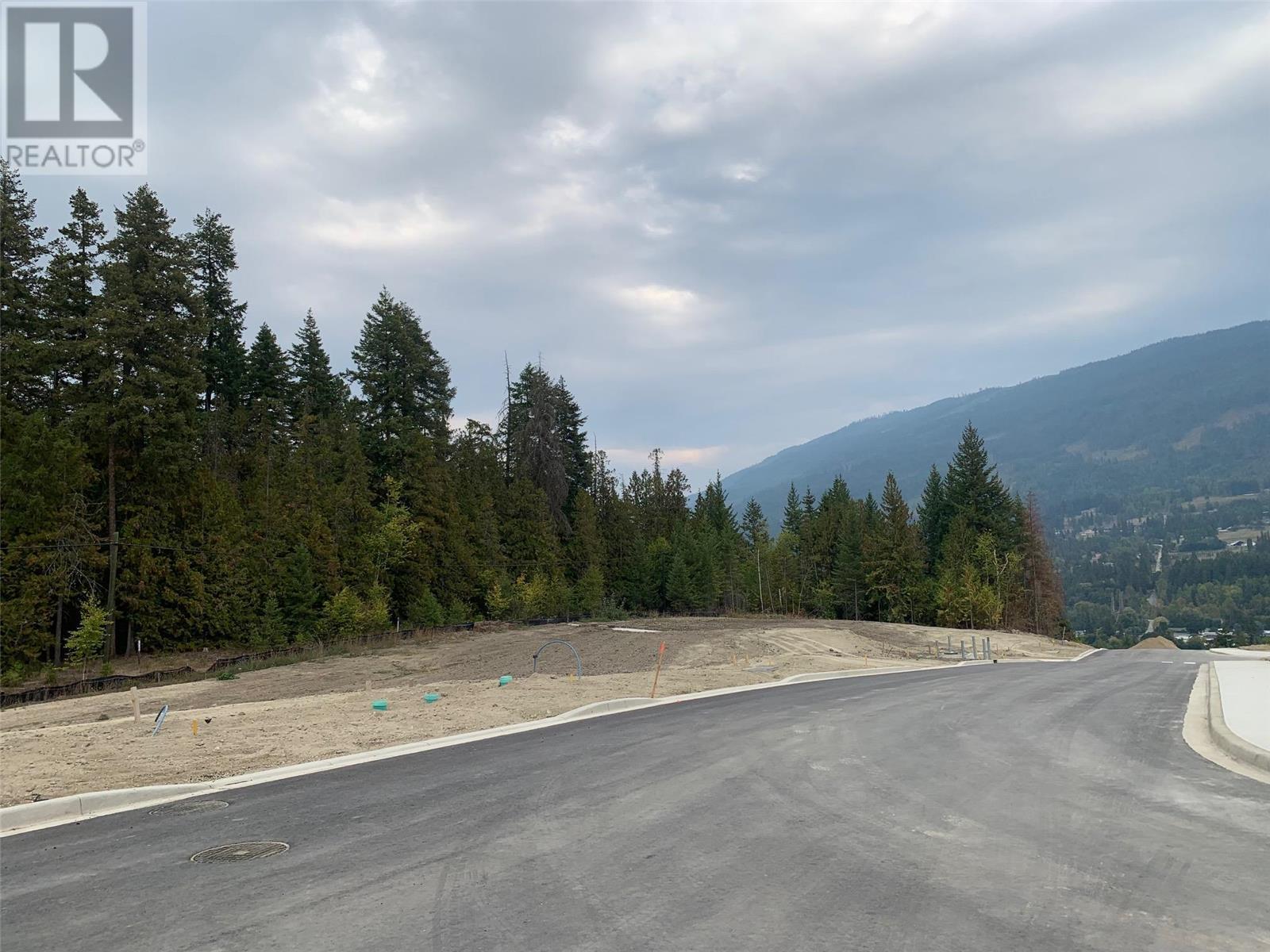 PL7 6810 Park Hill Road Road Northeast, Salmon Arm