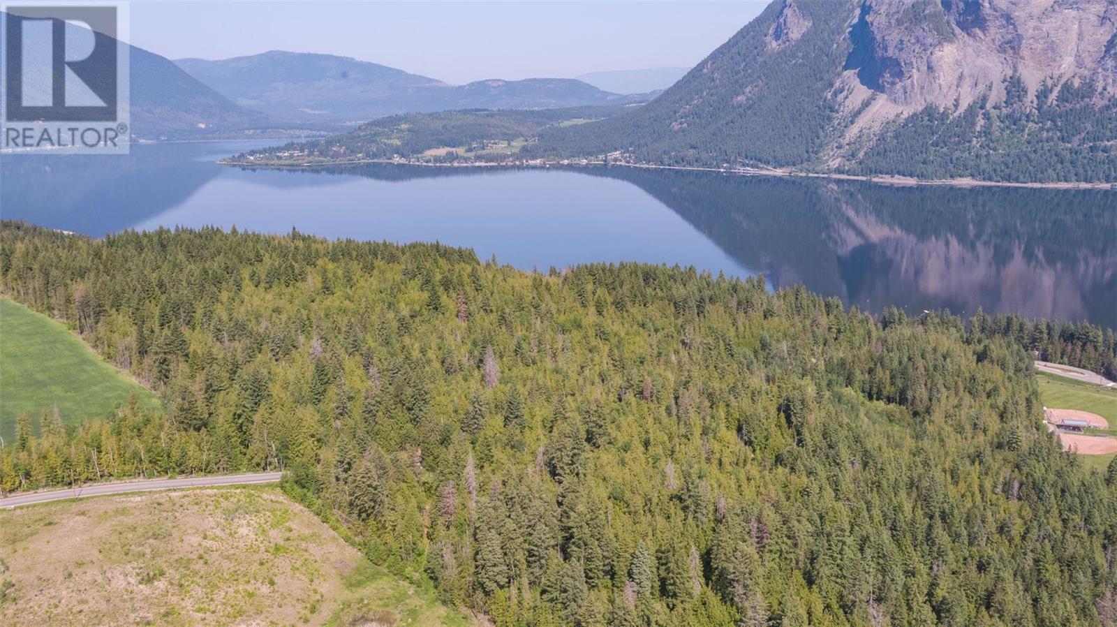 PL7 6810 Park Hill Road Road Northeast, Salmon Arm