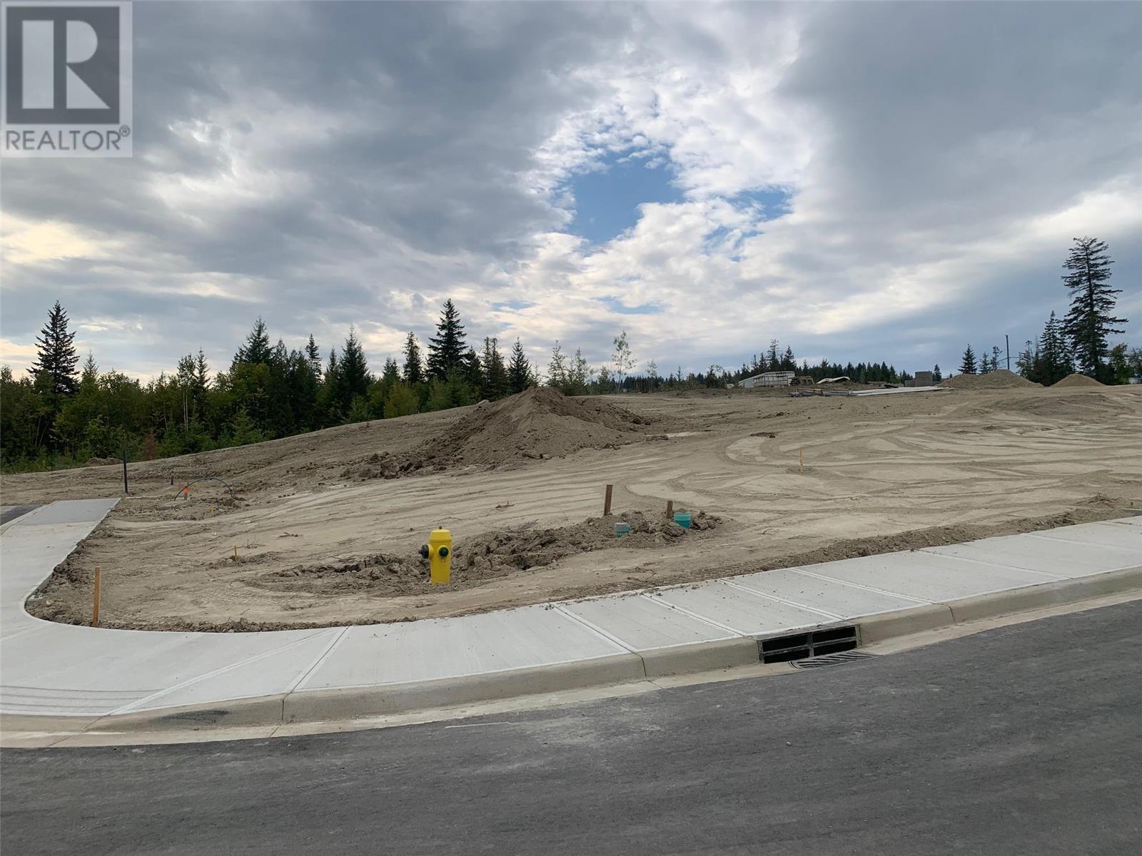 PL7 6810 Park Hill Road Road Northeast, Salmon Arm