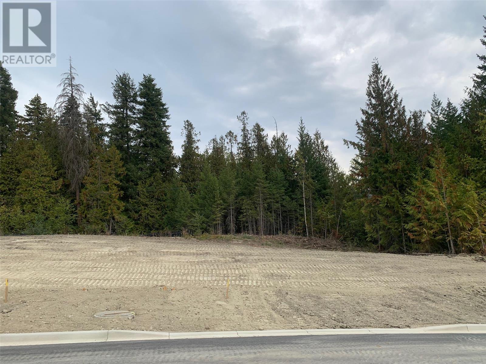 PL7 6810 Park Hill Road Road Northeast, Salmon Arm