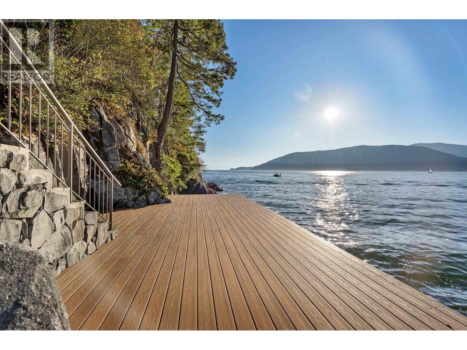 6257 TAYLOR DRIVE, West Vancouver