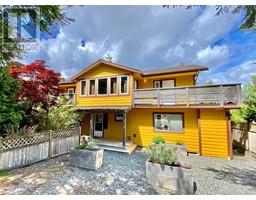 450 Neill St, Tofino