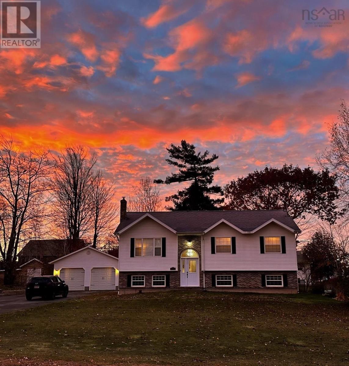 2075 Langille Drive, Coldbrook House For Sale MLS 202323538 Ovlix