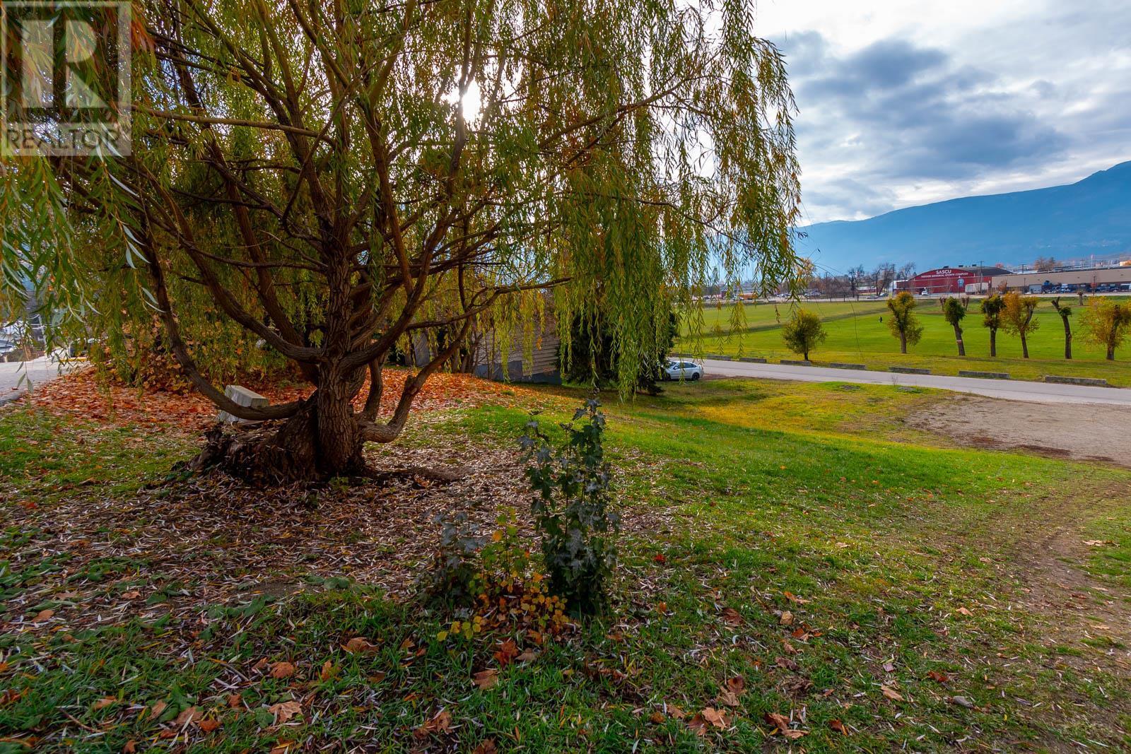  161 Shuswap Street Southwest, Salmon Arm