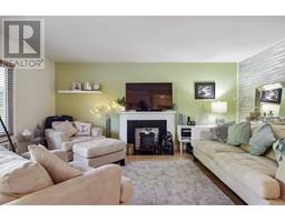 25 1480 Arbutus Street, Vancouver, BC V6J3W8 Photo 5
