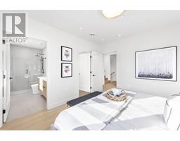 2465 Triumph Street, Vancouver, BC V5K1S6 Photo 7