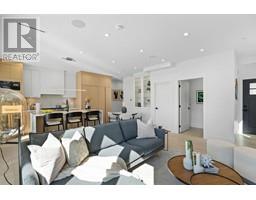 2730 Kitchener Street, Vancouver, BC V5K3E1 Photo 3