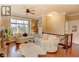 2628 E 42nd Avenue, Vancouver, BC V5R2Y1 Photo 4