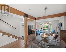 1915 Templeton Drive, Vancouver, BC V5N4V9 Photo 7