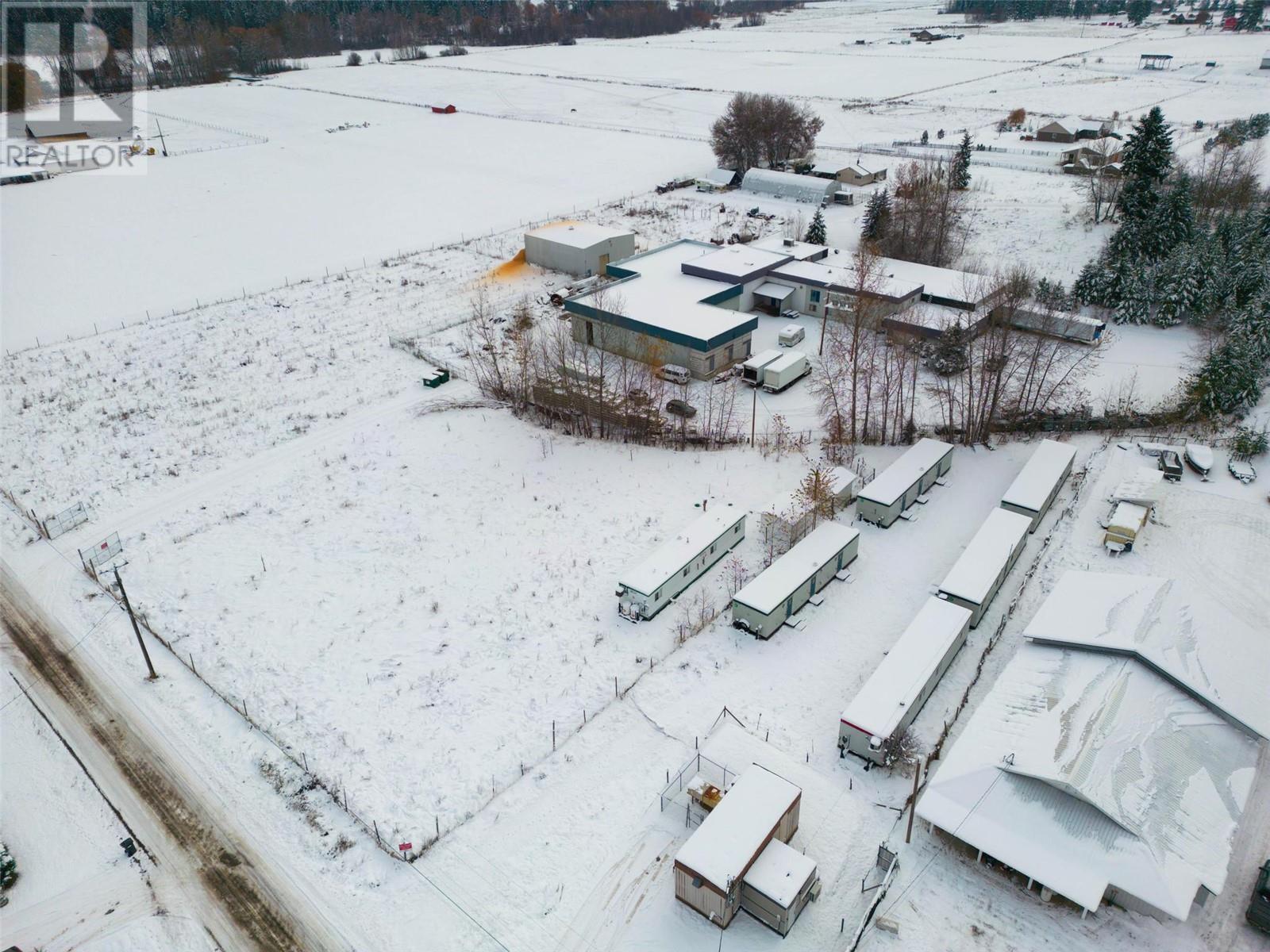  991 Salmon River Road, Salmon Arm