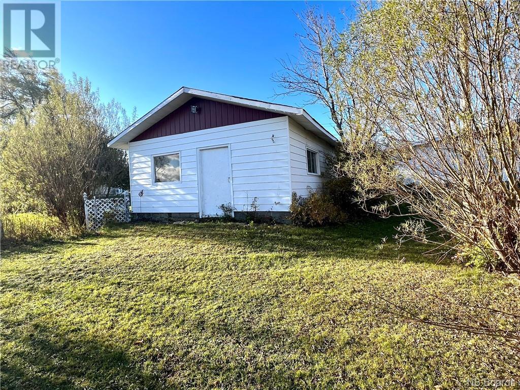 Photo 30 of 61 Rue Du Ruisseau, Lameque NB