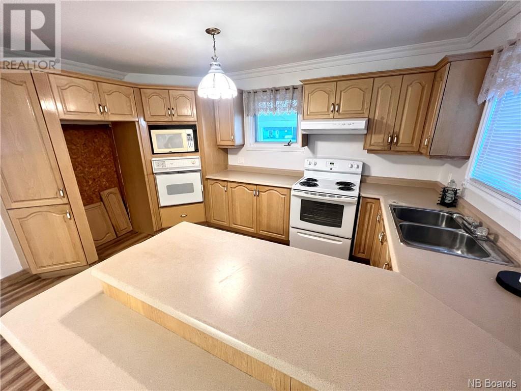 Photo 10 of 61 Rue Du Ruisseau, Lameque NB