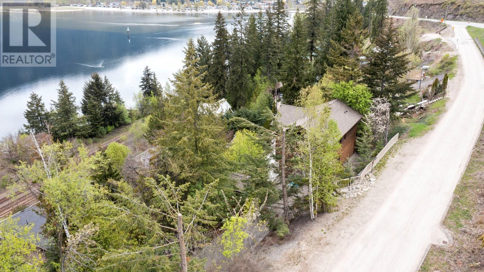  1 Old Sicamous Road, Sicamous