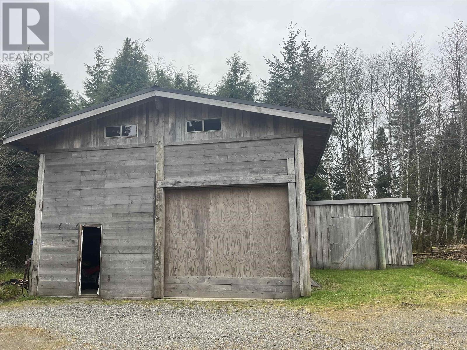 10959 TOW HILL ROAD, Masset