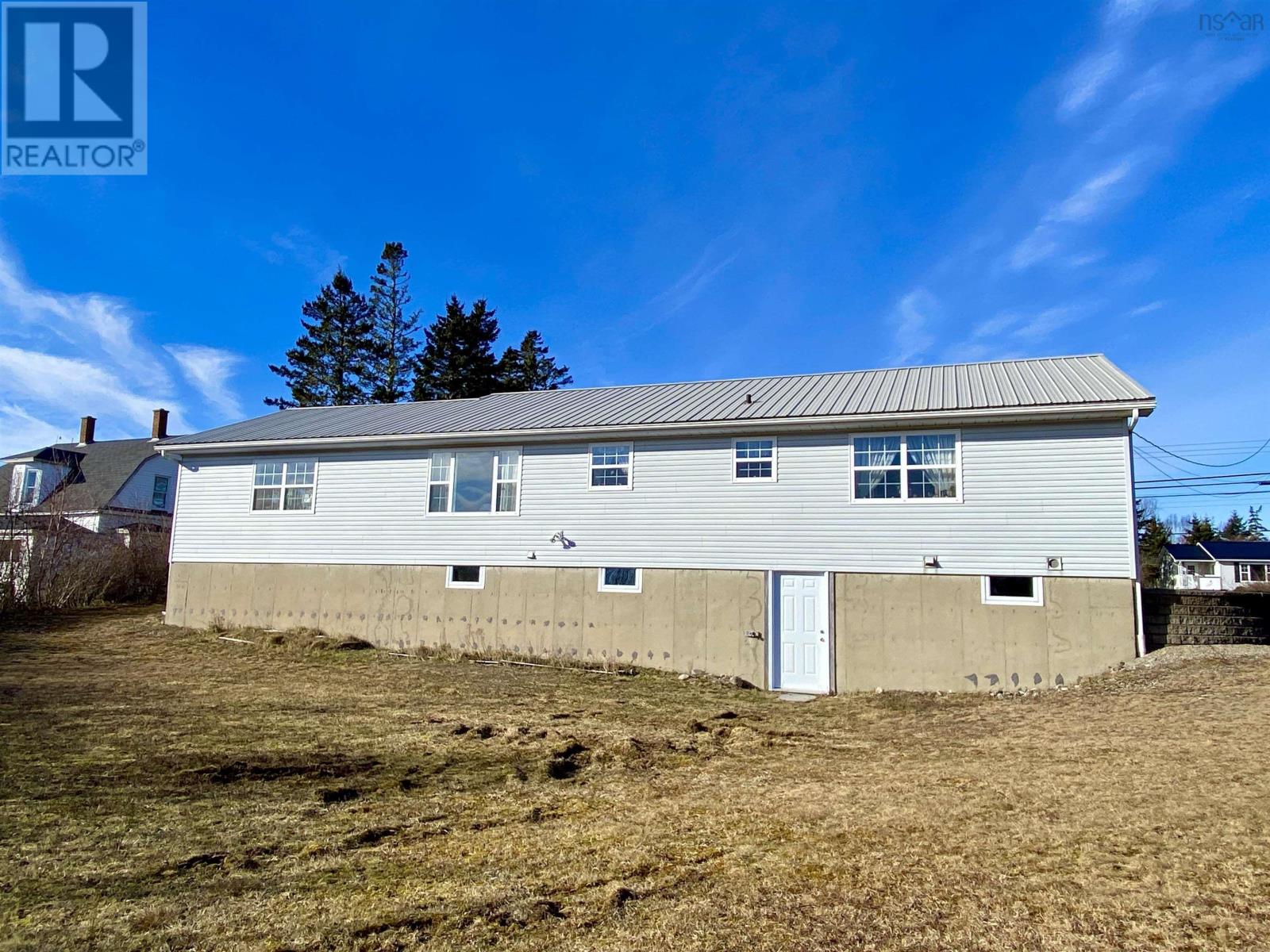 3585 Highway 3, Barrington Passage, NS B0W 1G0 MLS202400381